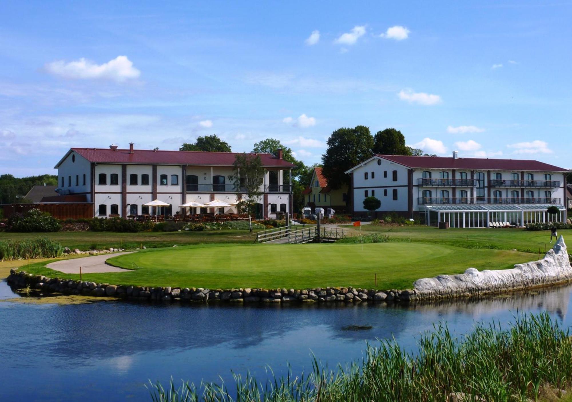Golfpark Strelasund Süderholz 外观 照片