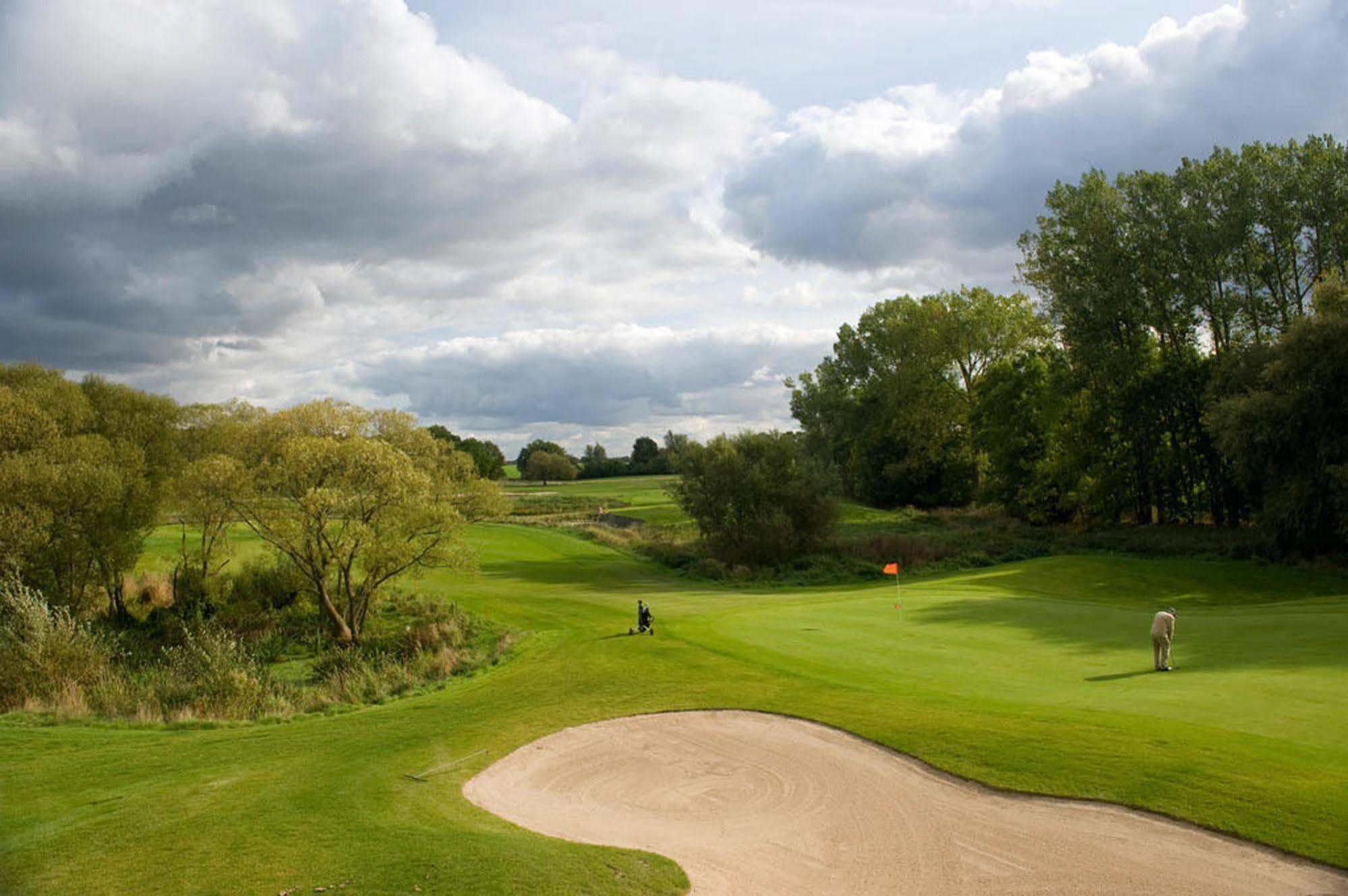 Golfpark Strelasund Süderholz 外观 照片