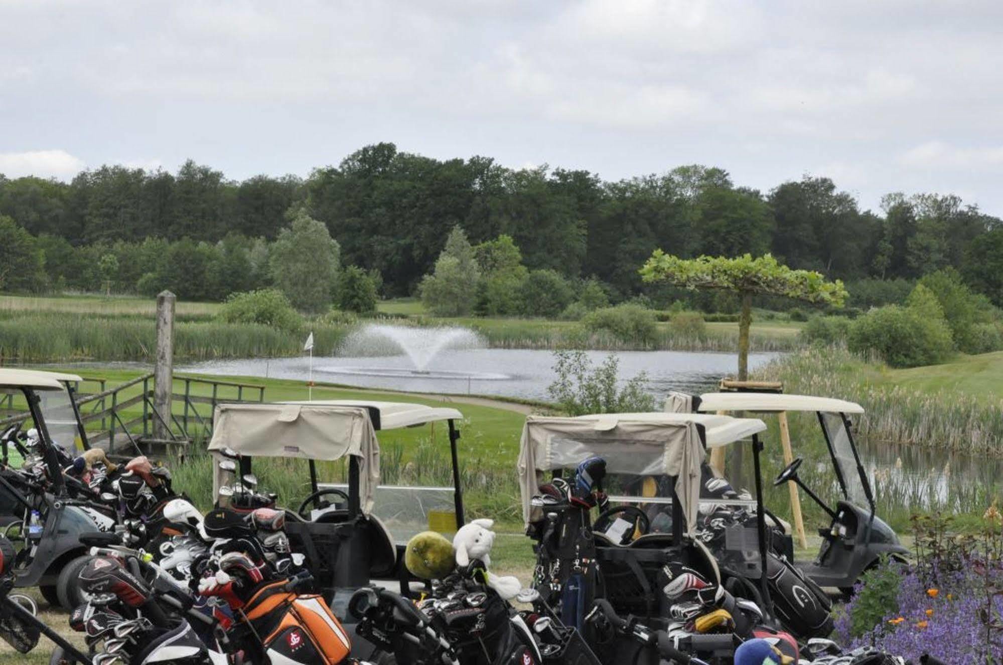 Golfpark Strelasund Süderholz 外观 照片